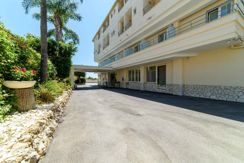 Hotel La Mela - Genel