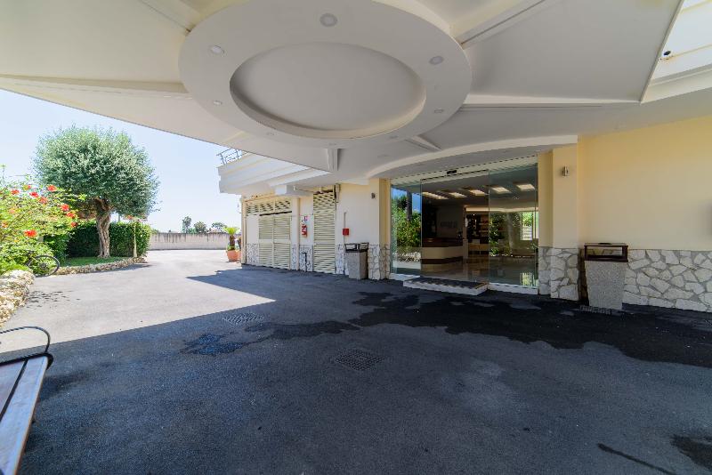 Hotel La Mela - Genel