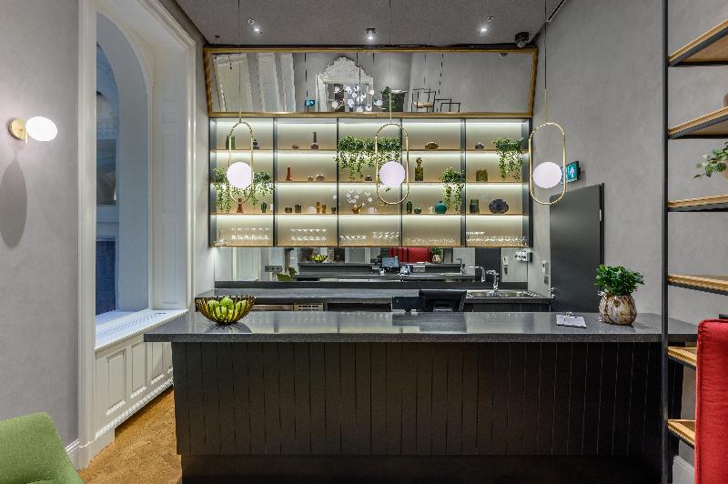 Hotel Oktogon Haggenmacher by Continental Group - Bar