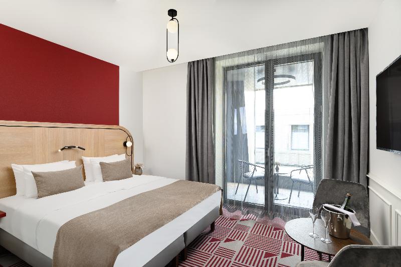Hotel Oktogon Haggenmacher by Continental Group - Oda