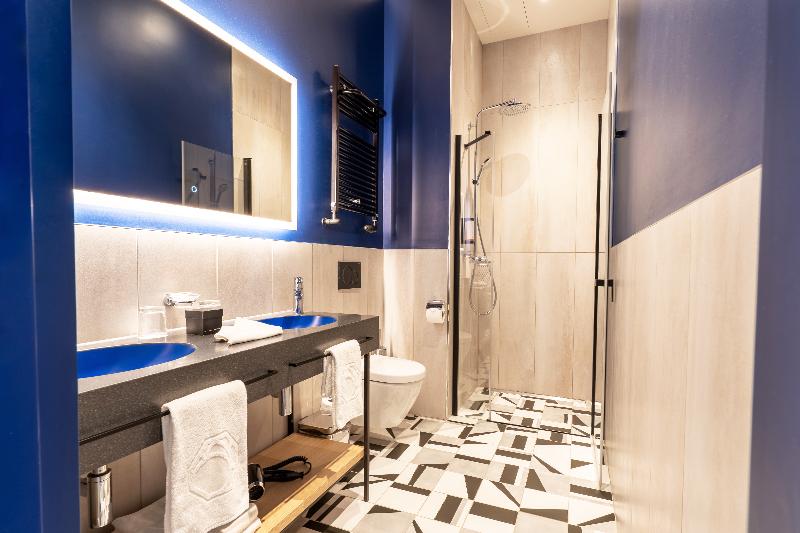 Hotel Oktogon Haggenmacher by Continental Group - Oda