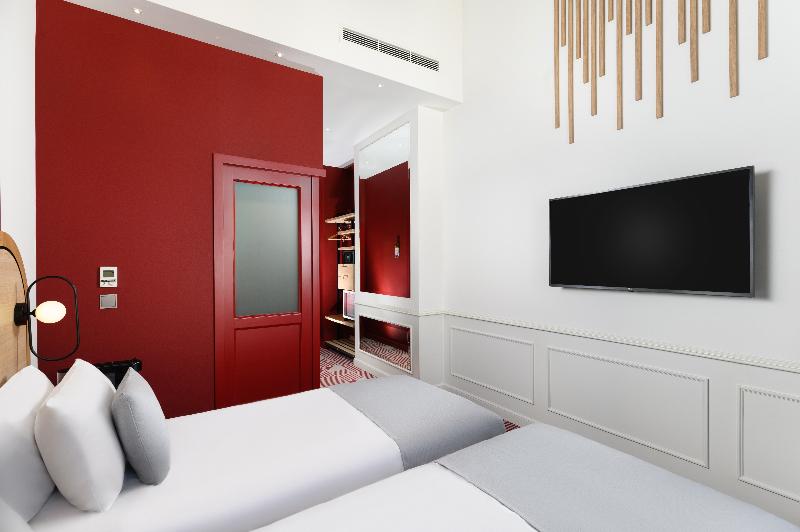 Hotel Oktogon Haggenmacher by Continental Group - Oda