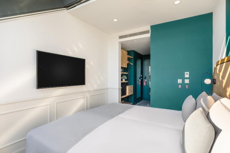 Hotel Oktogon Haggenmacher by Continental Group - Oda