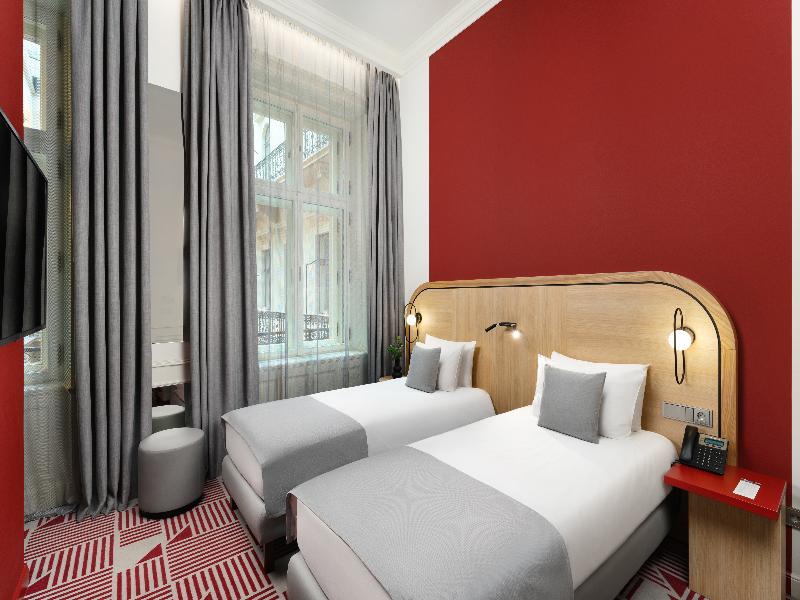 Hotel Oktogon Haggenmacher by Continental Group - Oda
