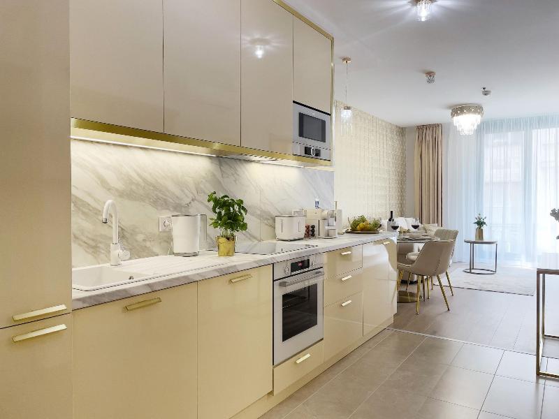 Hotel Emerald & Suites by Continental Group - Oda