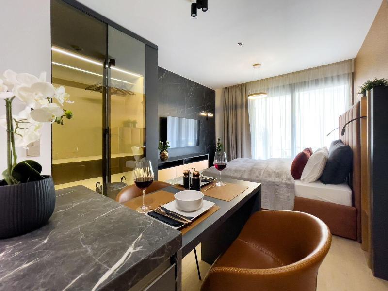 Hotel Emerald & Suites by Continental Group - Oda