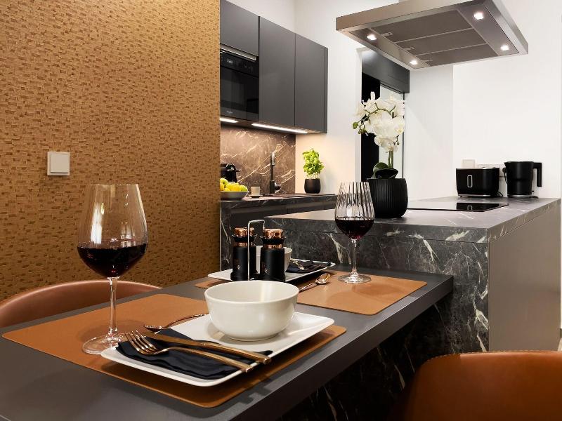 Hotel Emerald & Suites by Continental Group - Oda