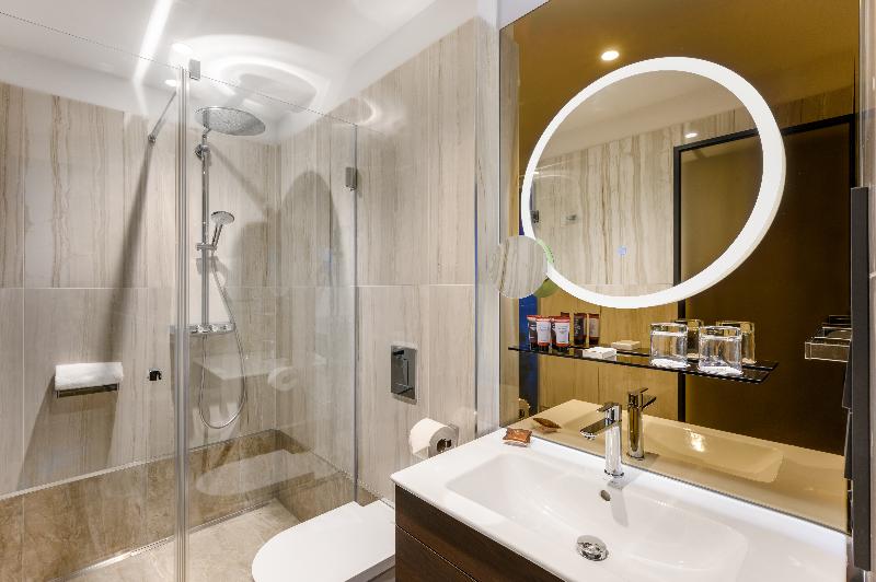 Hotel Emerald & Suites by Continental Group - Oda