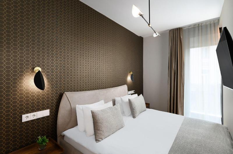 Hotel Emerald & Suites by Continental Group - Oda