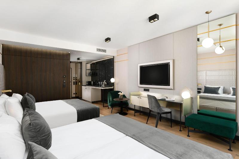 Hotel Emerald & Suites by Continental Group - Oda