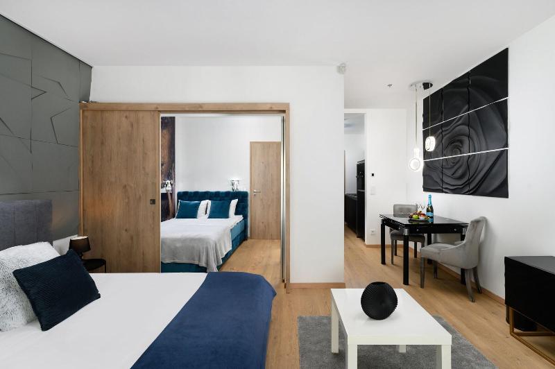 Hotel Emerald & Suites by Continental Group - Oda