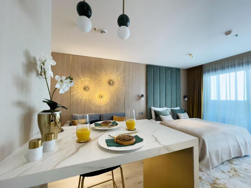 Hotel Emerald & Suites by Continental Group - Oda