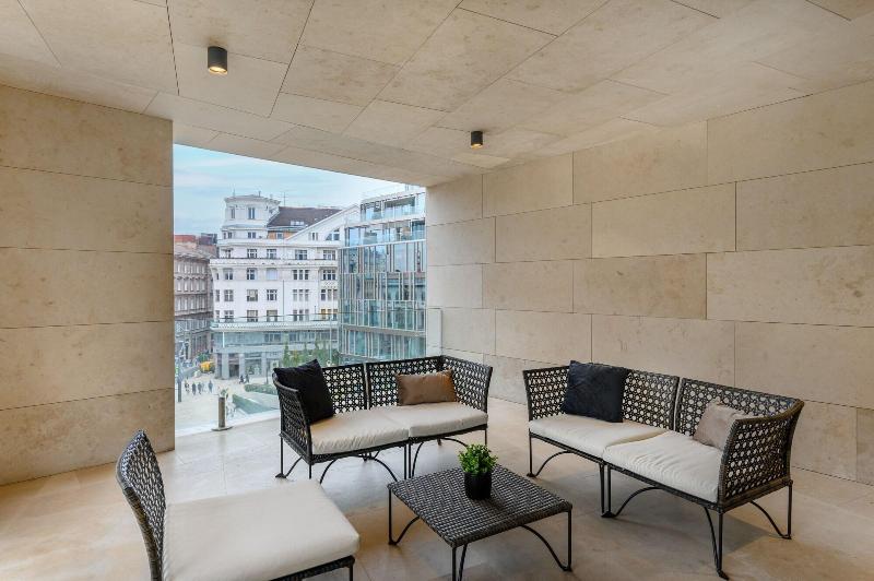 Hotel Emerald & Suites by Continental Group - Oda