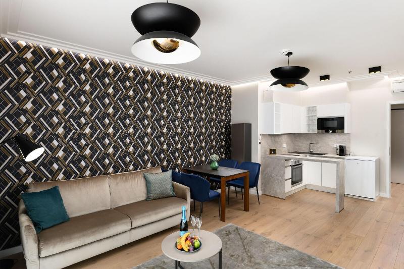 Hotel Emerald & Suites by Continental Group - Oda