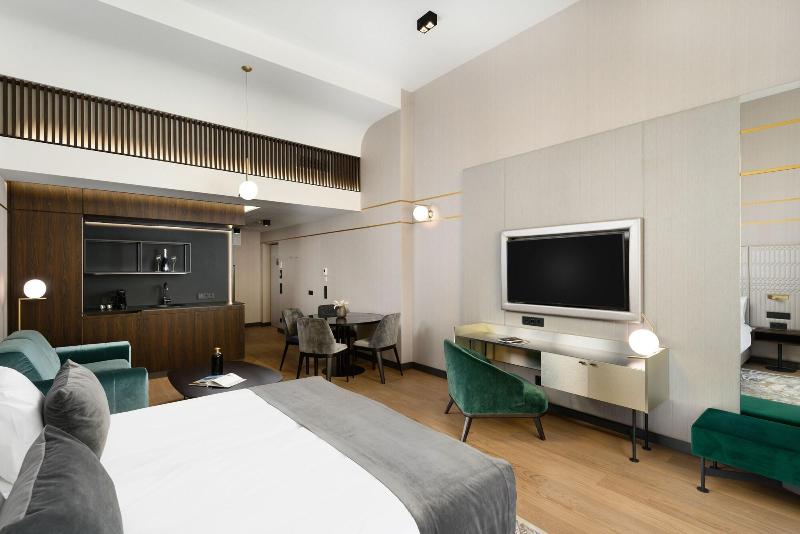 Hotel Emerald & Suites by Continental Group - Oda