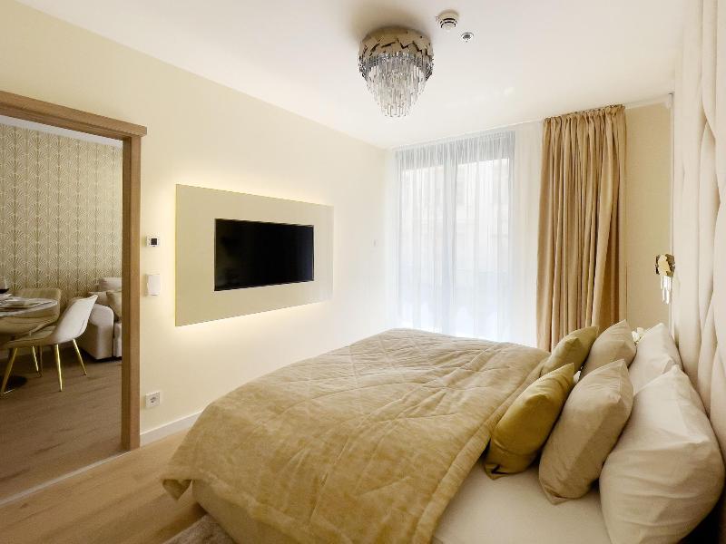 Hotel Emerald & Suites by Continental Group - Oda