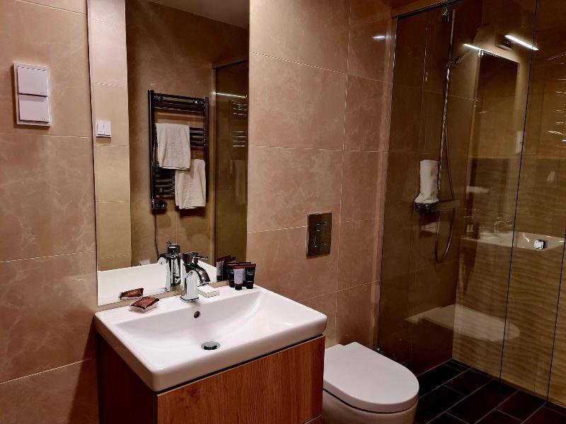 Hotel Emerald & Suites by Continental Group - Oda