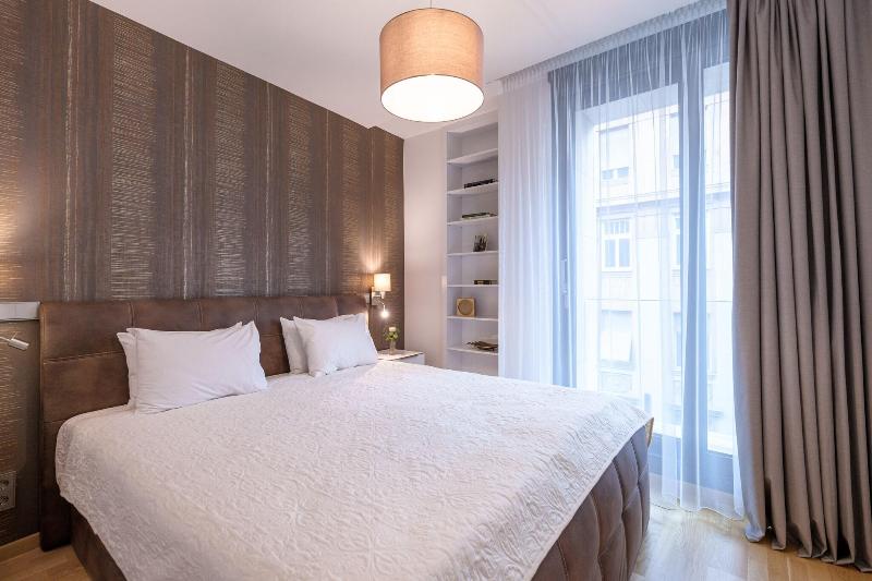 Hotel Emerald & Suites by Continental Group - Oda