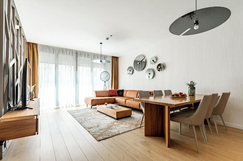 Hotel Emerald & Suites by Continental Group - Oda