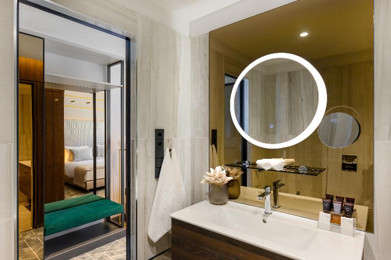 Hotel Emerald & Suites by Continental Group - Oda