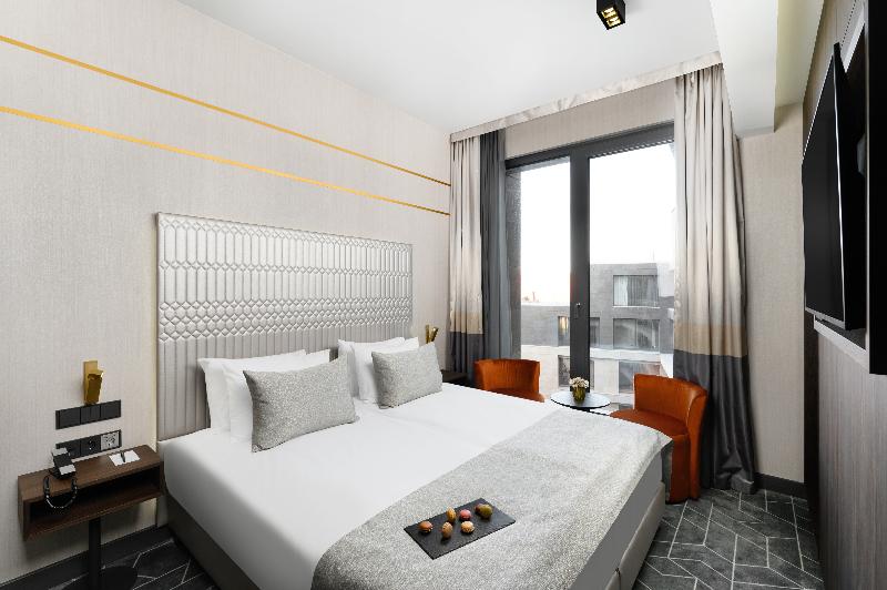Hotel Emerald & Suites by Continental Group - Oda