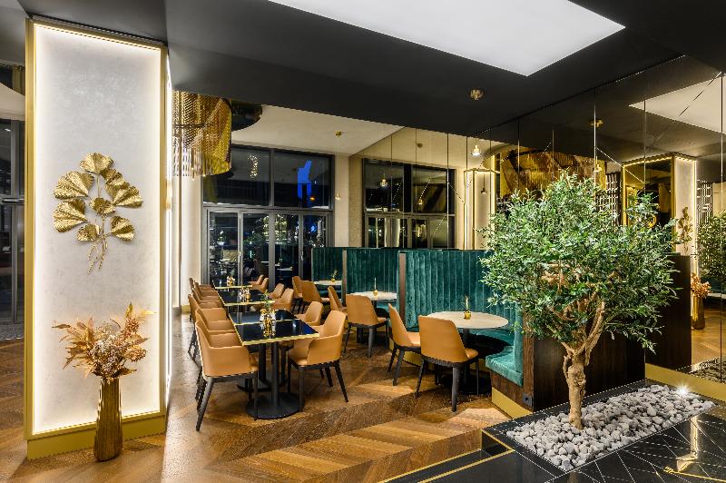 Hotel Emerald & Suites by Continental Group - Restoran