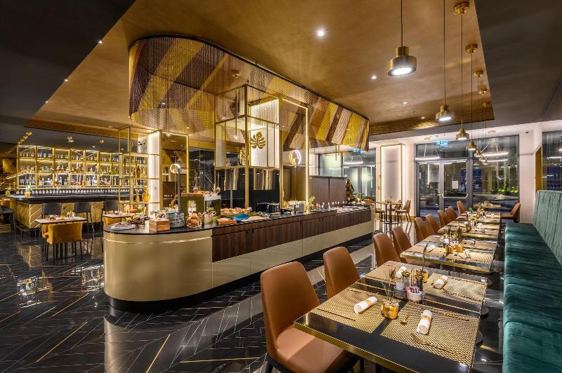 Hotel Emerald & Suites by Continental Group - Restoran