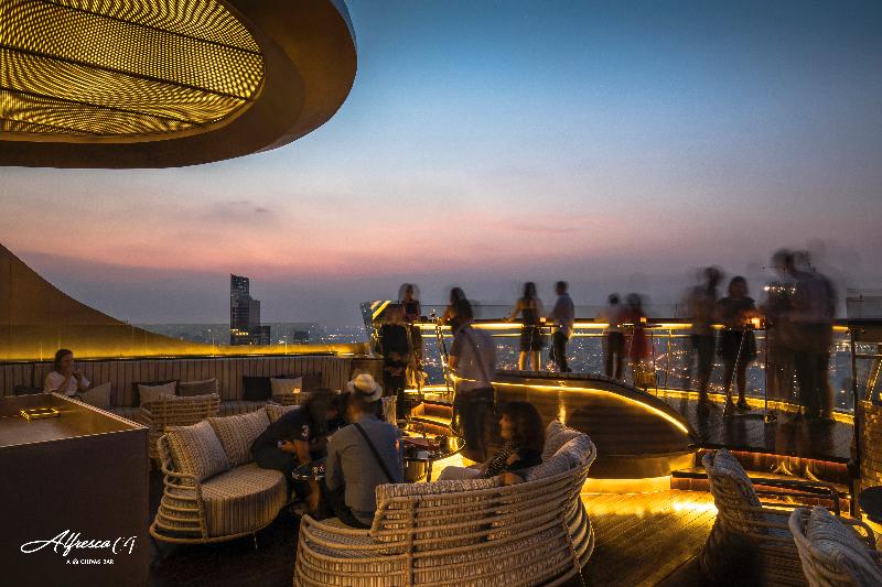 Tower Club at Lebua - Bar
