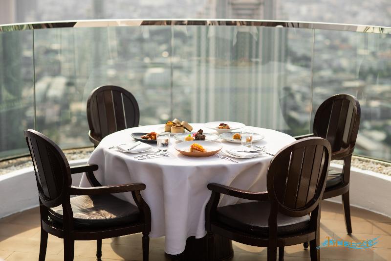 Tower Club at Lebua - Restoran