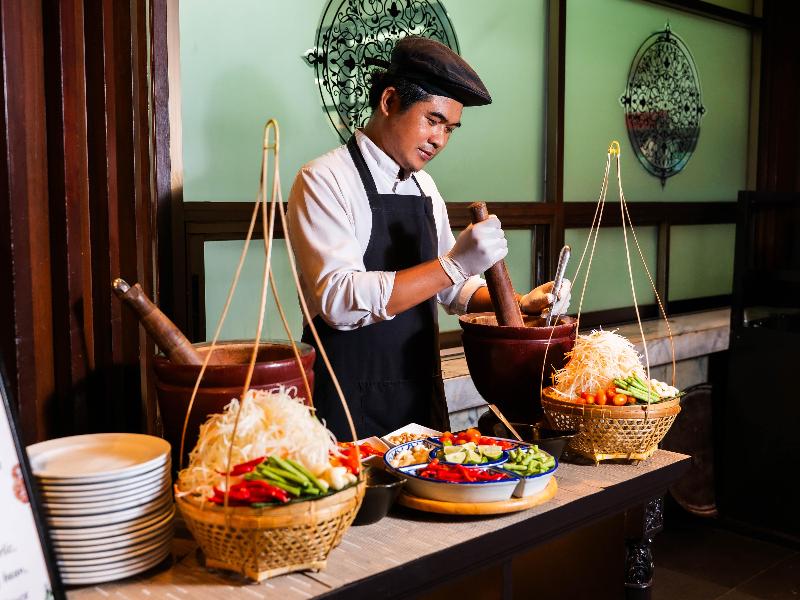 Tower Club at Lebua - Restoran
