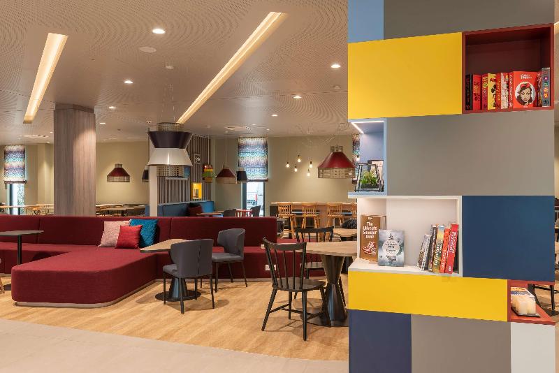 Hampton by Hilton Munich City North - Lobi