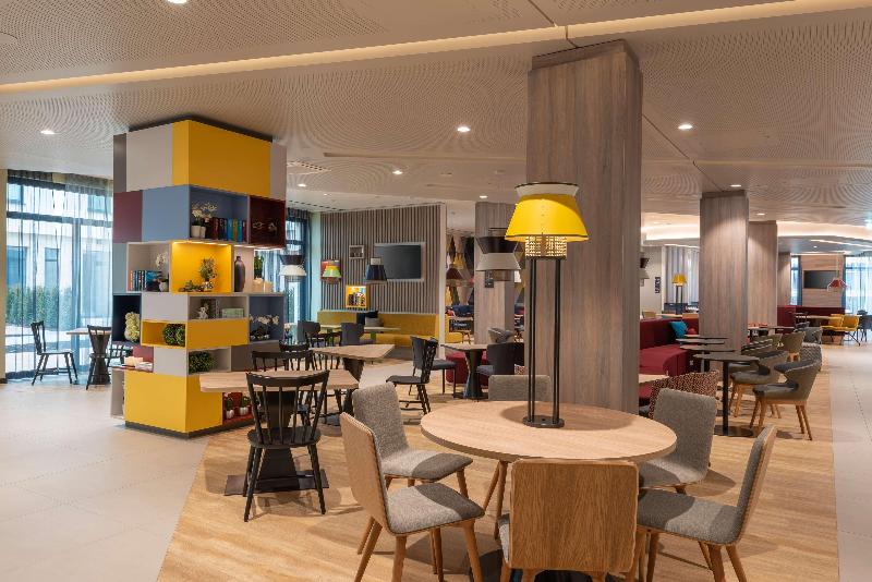Hampton by Hilton Munich City North - Lobi