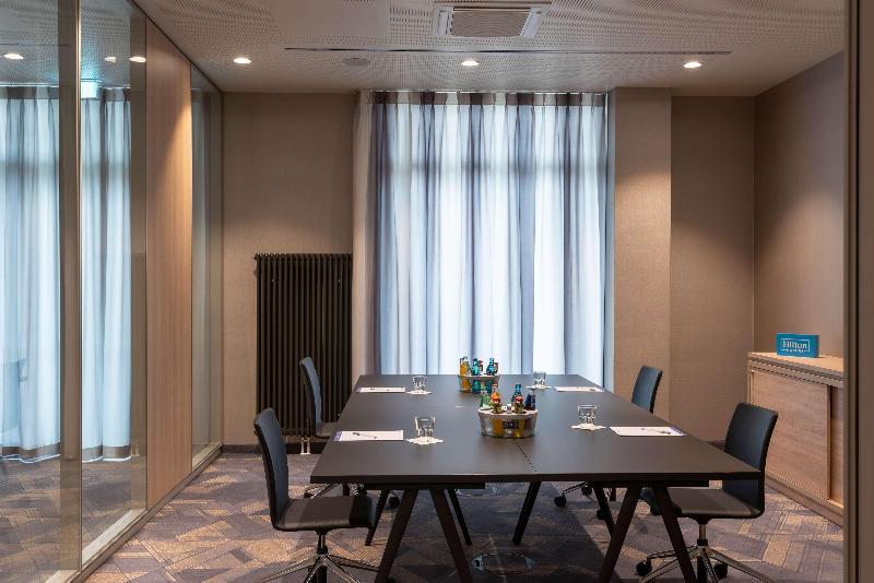 Hampton by Hilton Munich City North - Toplantı