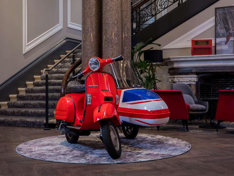 Radisson RED Hotel Liverpool - Lobi