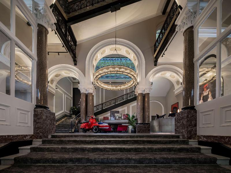 Radisson RED Hotel Liverpool - Lobi