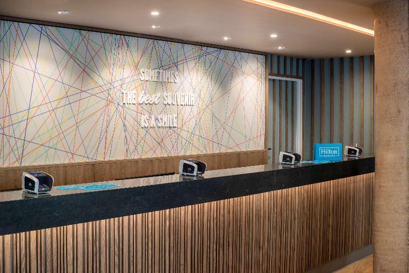 Hampton By Hilton Bath City - Lobi