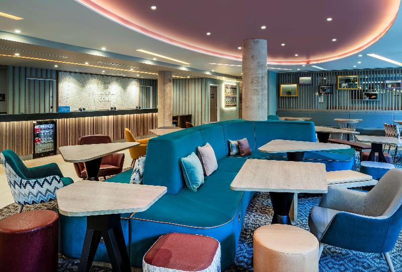 Hampton By Hilton Bath City - Lobi