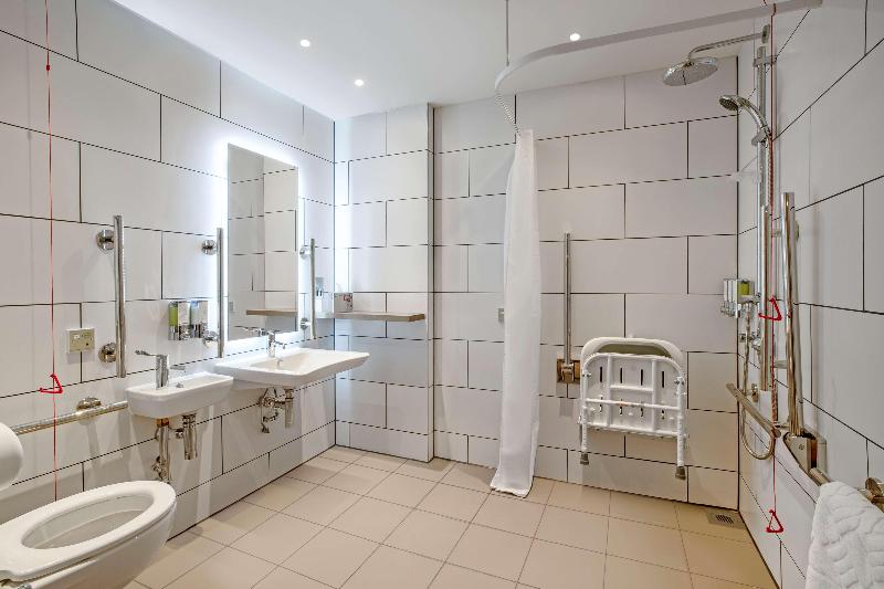 Hampton By Hilton Bath City - Oda