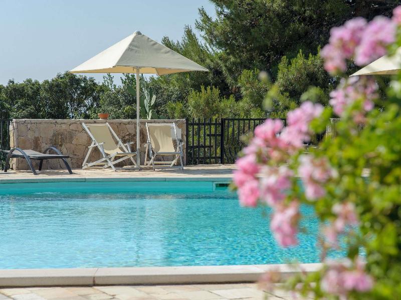 Hotel Baia Delle Zagare - Havuz