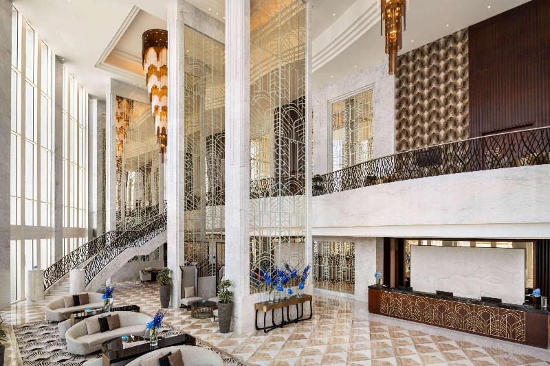 Wyndham Grand Doha West Bay beach - Lobi