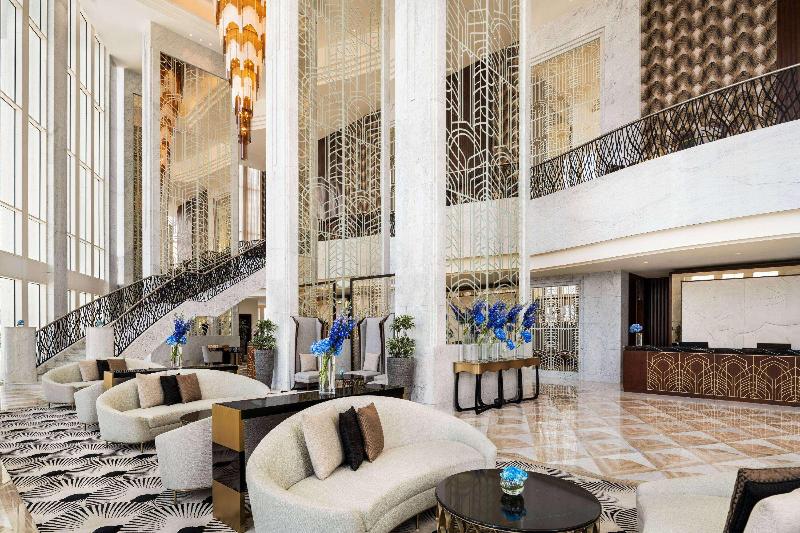Wyndham Grand Doha West Bay beach - Lobi