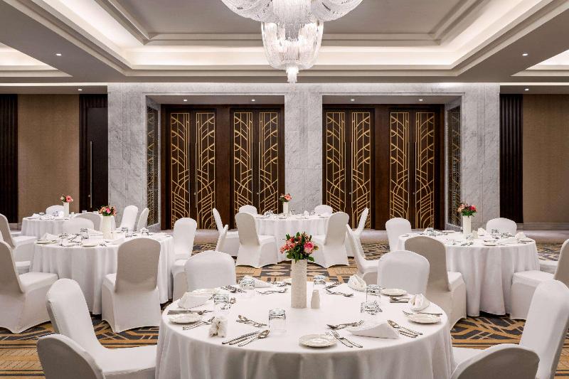 Wyndham Grand Doha West Bay beach - Toplantı