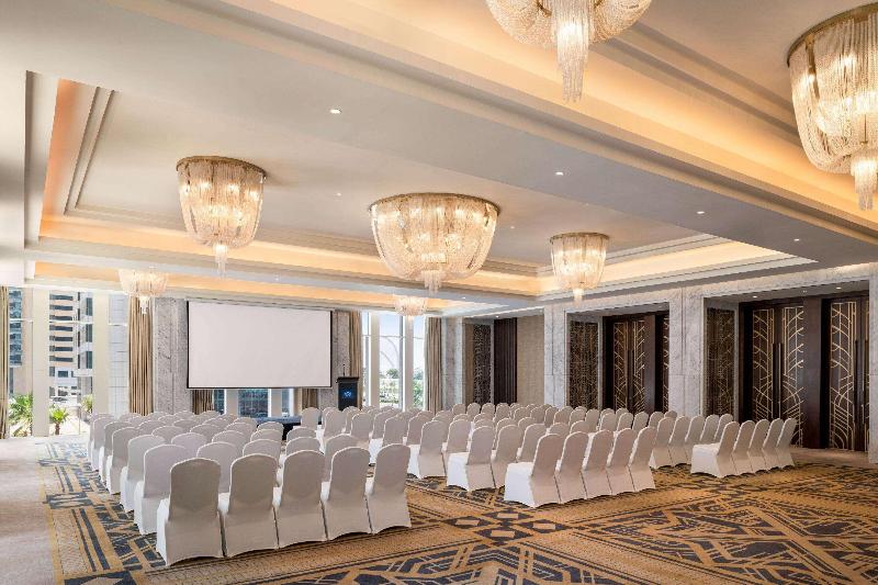 Wyndham Grand Doha West Bay beach - Toplantı