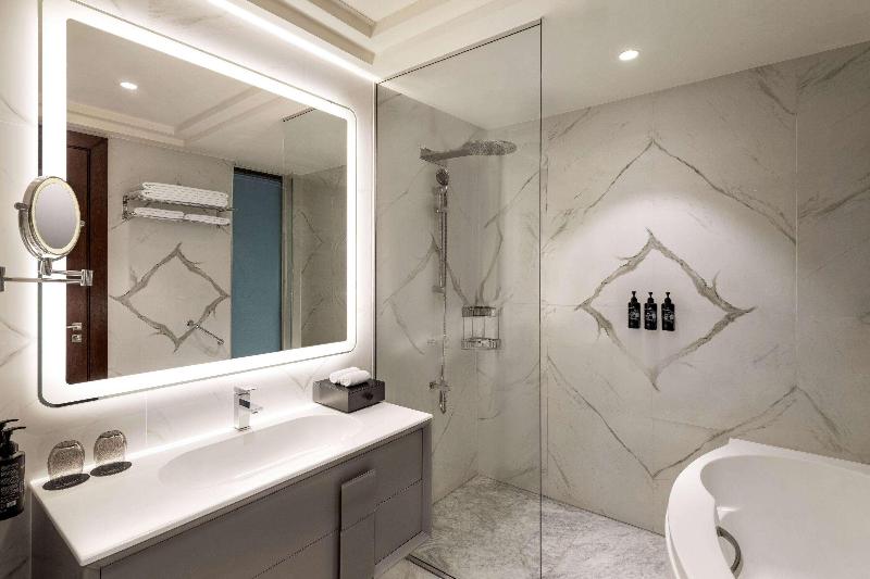 Wyndham Grand Doha West Bay beach - Oda