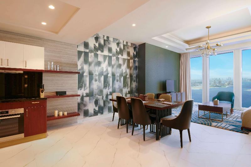 Wyndham Grand Doha West Bay beach - Oda