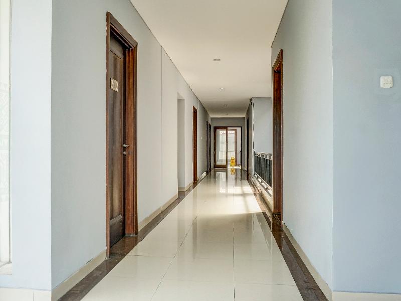Super OYO Capital O 91140 Ayodya Kebon Jeruk - Lobi