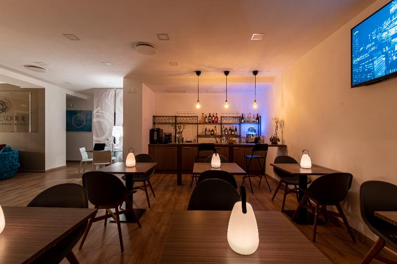 Neocore Boutique Hotel - Bar