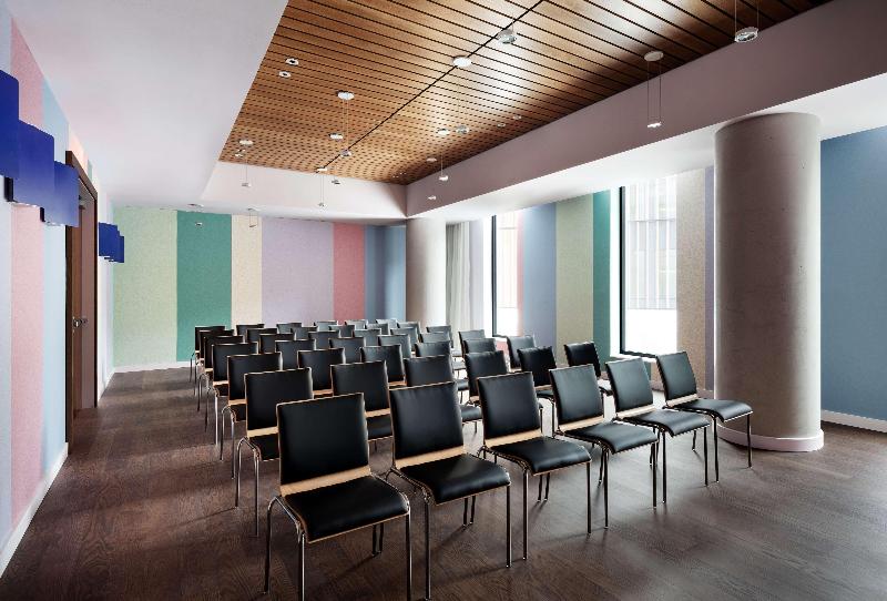 Graduate by Hilton New York - Genel