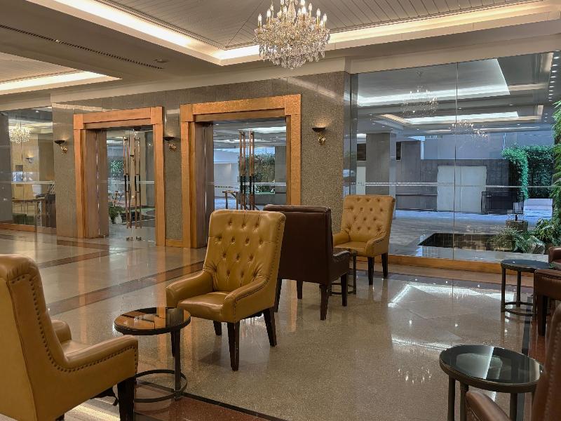 Rembrandt Sukhumvit Sha Plus - Lobi