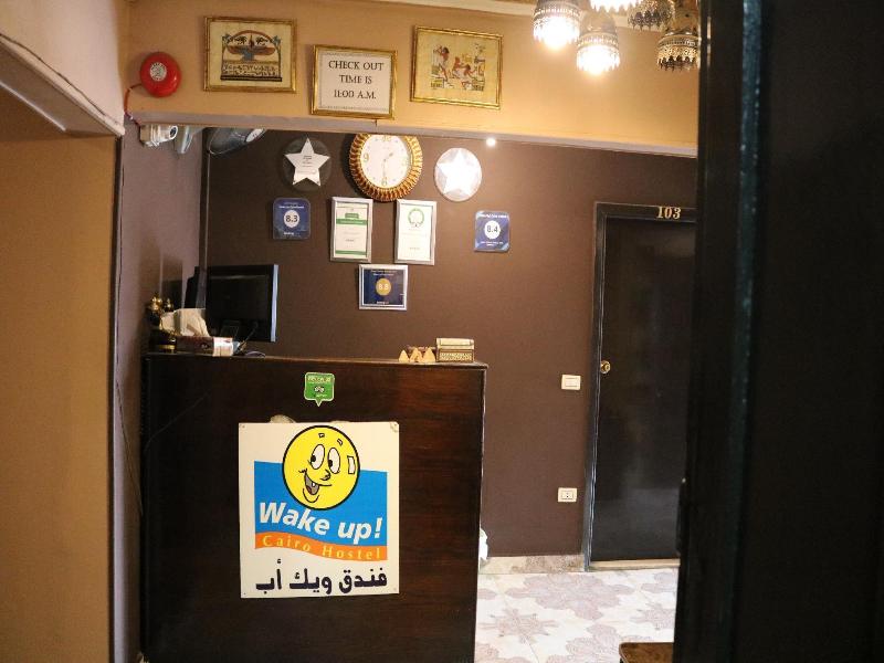 Wake Up Cairo Hostel - Lobi